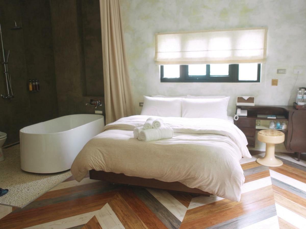 7Days 4Seasons Cafe B&B 鹿谷乡 外观 照片
